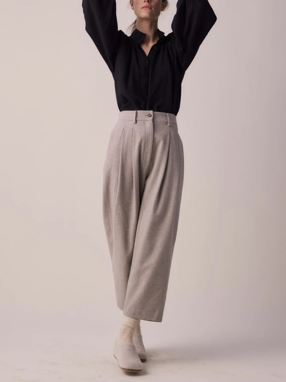Amente Tapered Wool Pants